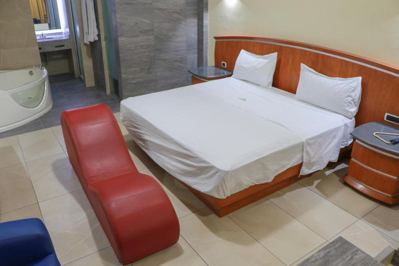 Autohotel Ilussion Córdoba エクステリア 写真