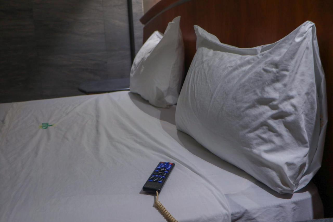 Autohotel Ilussion Córdoba エクステリア 写真