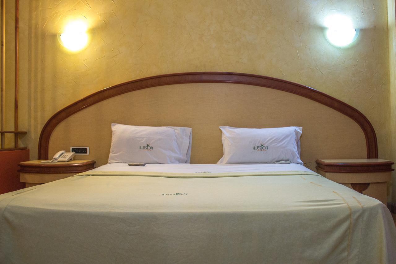 Autohotel Ilussion Córdoba エクステリア 写真