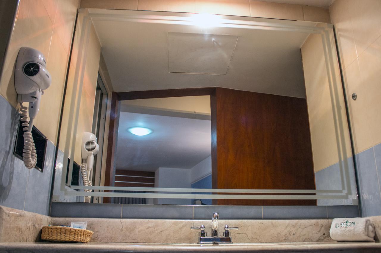 Autohotel Ilussion Córdoba エクステリア 写真